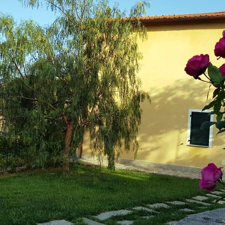 Casa Laura Villa Imperia Bagian luar foto